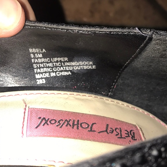 Betsy Johnson 9.5 Black Studded Heels - Picture 8 of 8